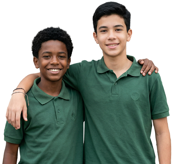 Meninos abraçados Sistema Farias Brito